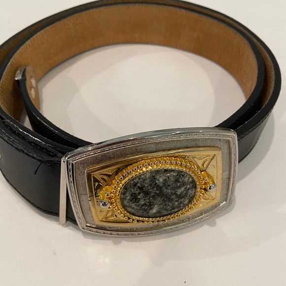 Levi's Other - Levi’s belt buckle. Grey stone &metal. Western. Yellowstone.